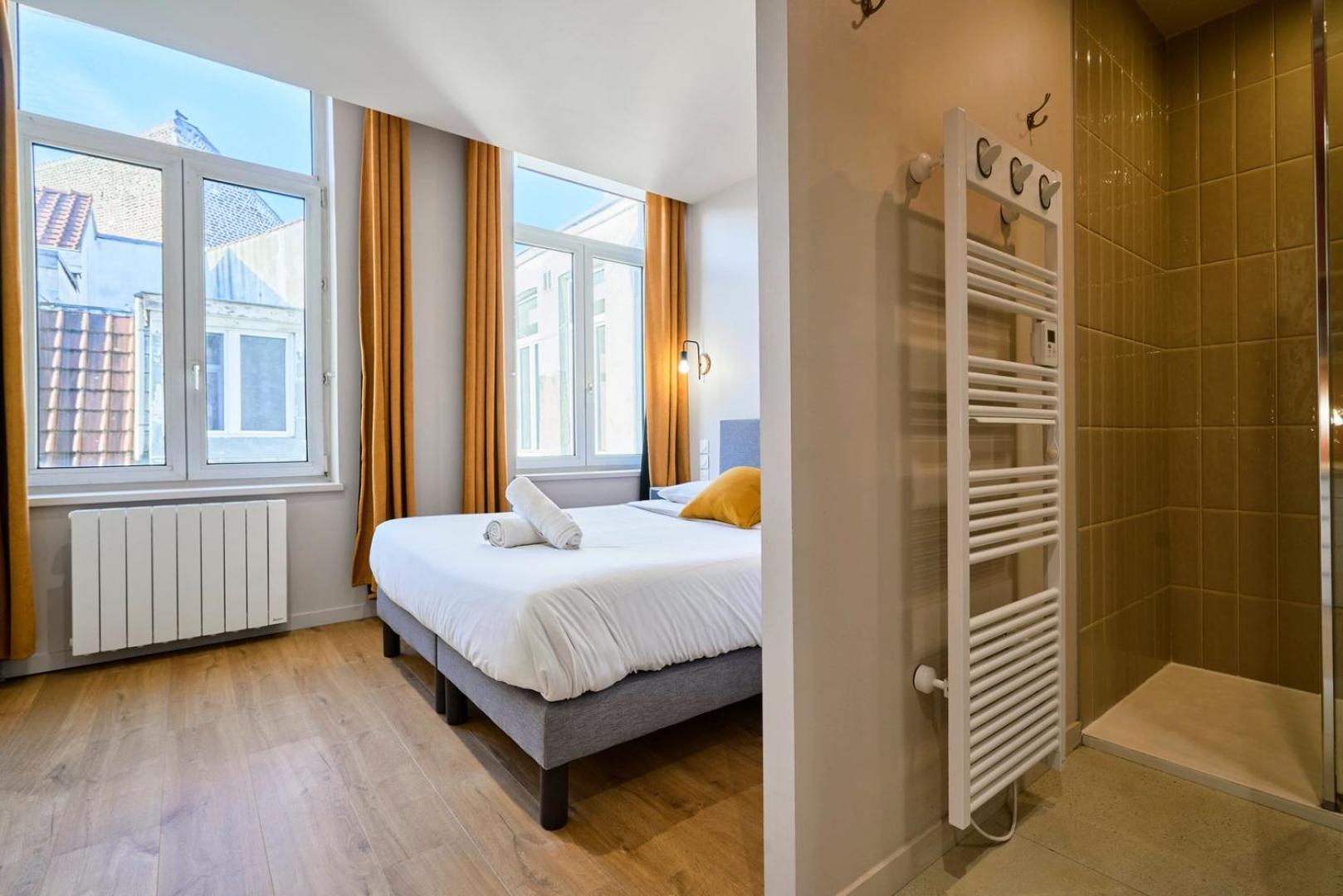Apartment With Parking In The Heart Of Old Lille Exterior photo