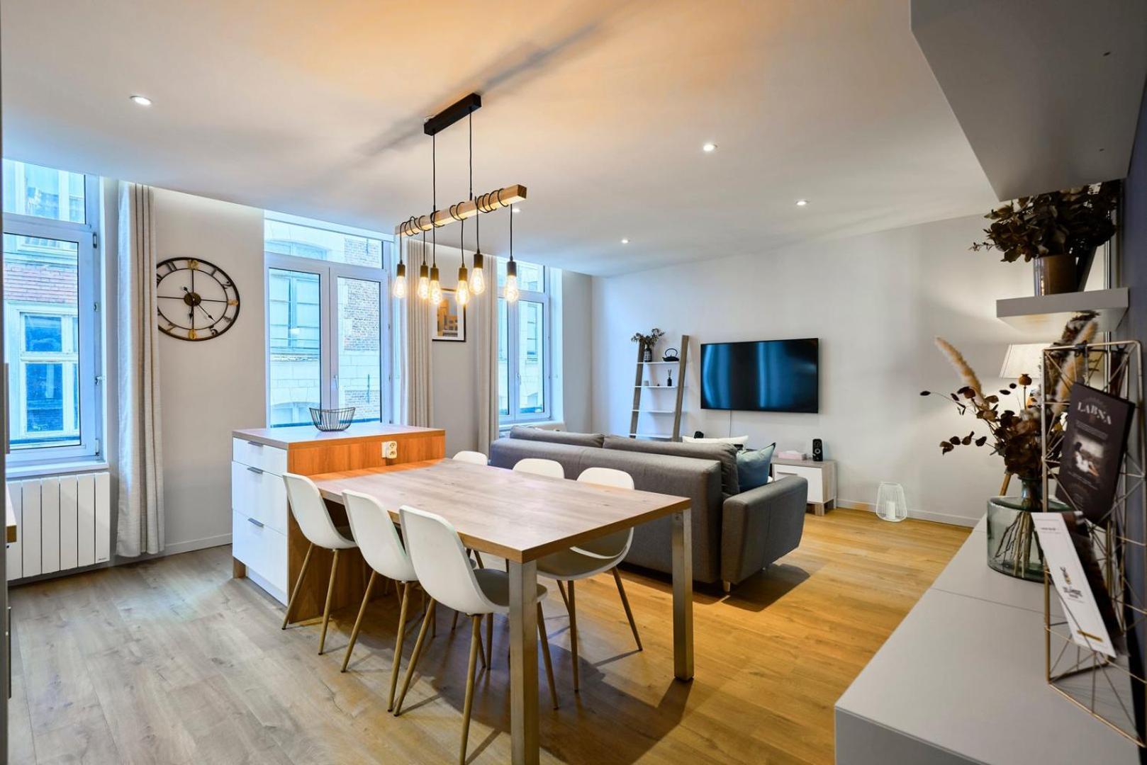 Apartment With Parking In The Heart Of Old Lille Exterior photo